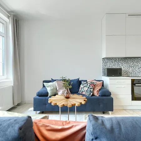 Apartment 7000 No1
