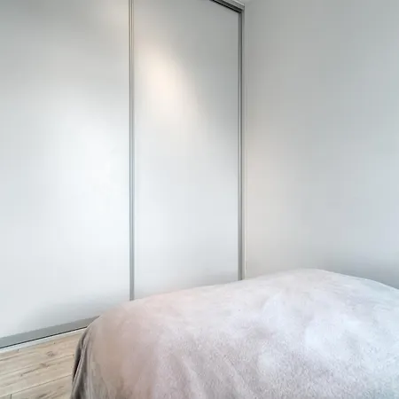 Apartment 7000 No1 *