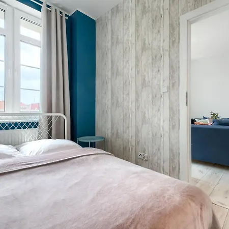Apartment 7000 No1 *